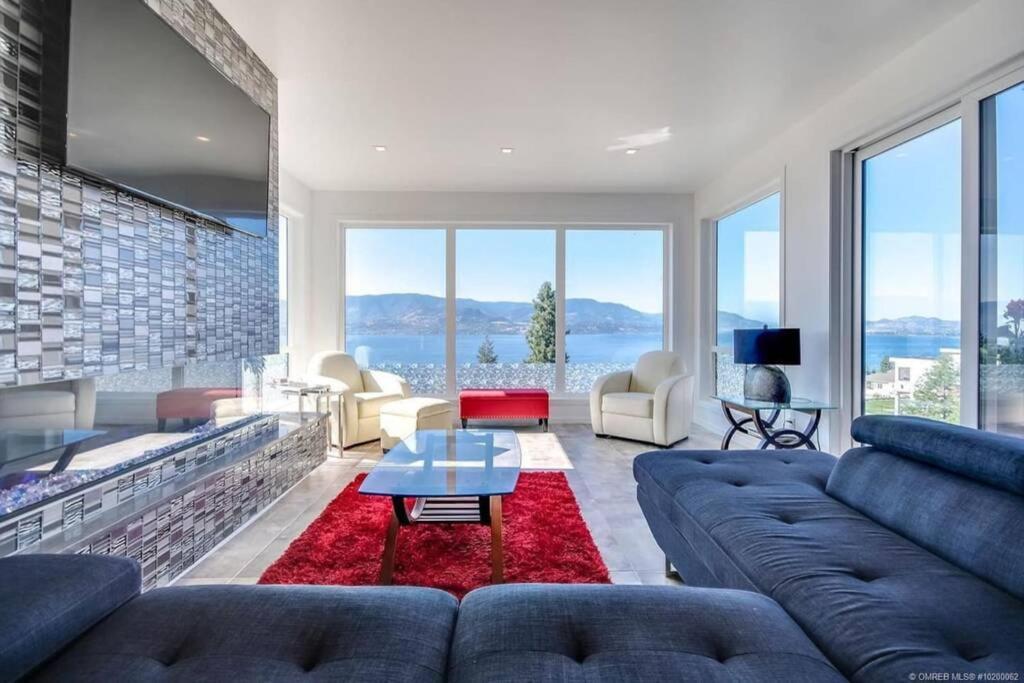 The Infinity Villa L Okanagan Valleys Newest & Hottest Summer Villa 基洛纳 外观 照片